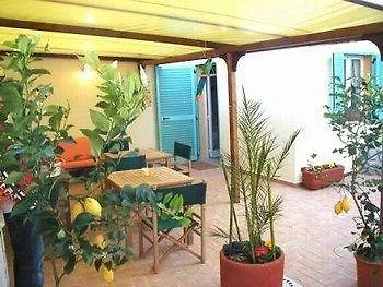 La Papaya Pensión
