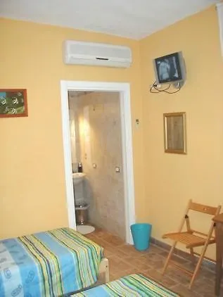 Pensionat La Papaya Marina Di Pisa