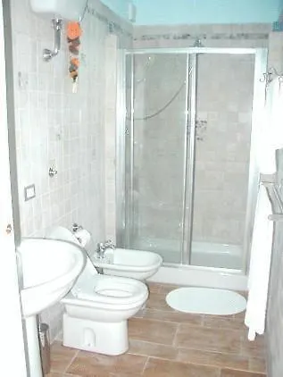 La Papaya Marina Di Pisa